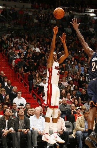 采取了多方 采取了多方