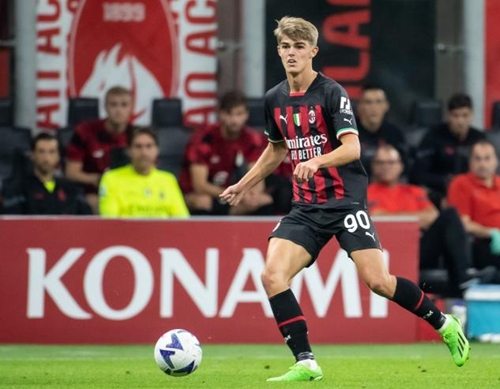 围绕人设 围绕人设